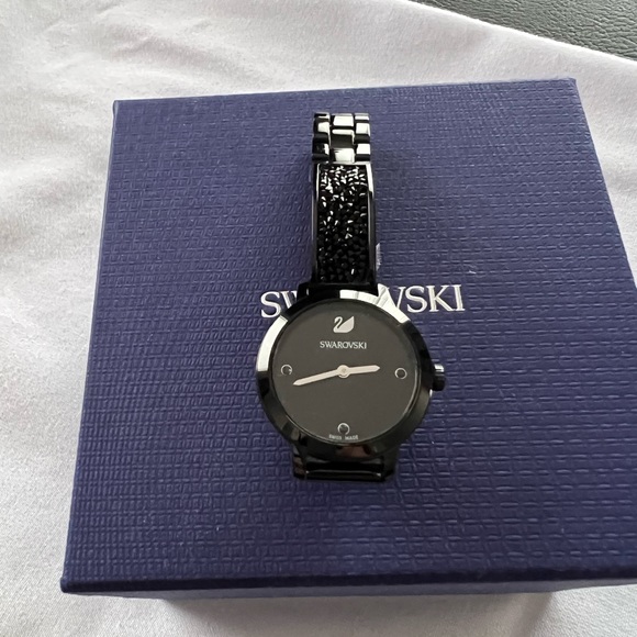 Swarovski Cosmic Rock Watch. 29 Metal Bracelet Watch - Picture 5 of 7